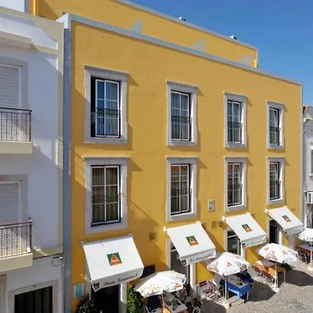 Konukevi Dom Fernando Ii 3*