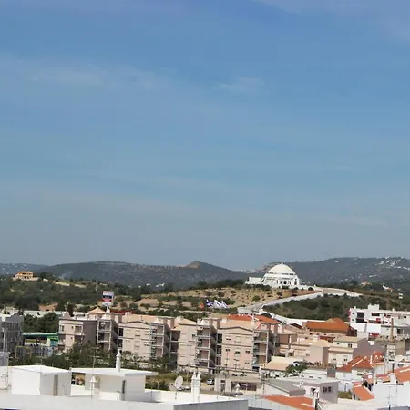 Dom Fernando II Guest house *