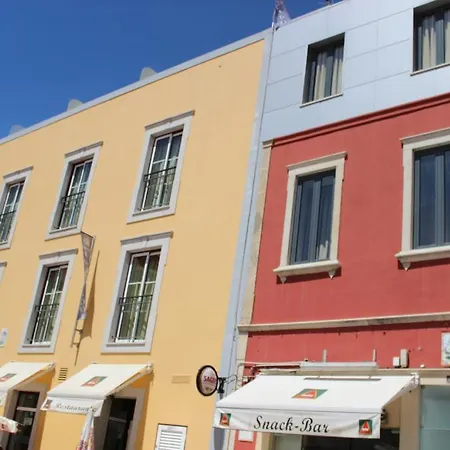 Dom Fernando II Guest house *