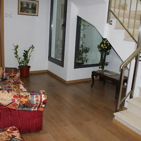 Dom Fernando II Guest house