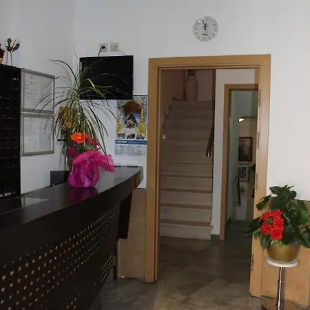 Dom Fernando II Pensionat Loulé